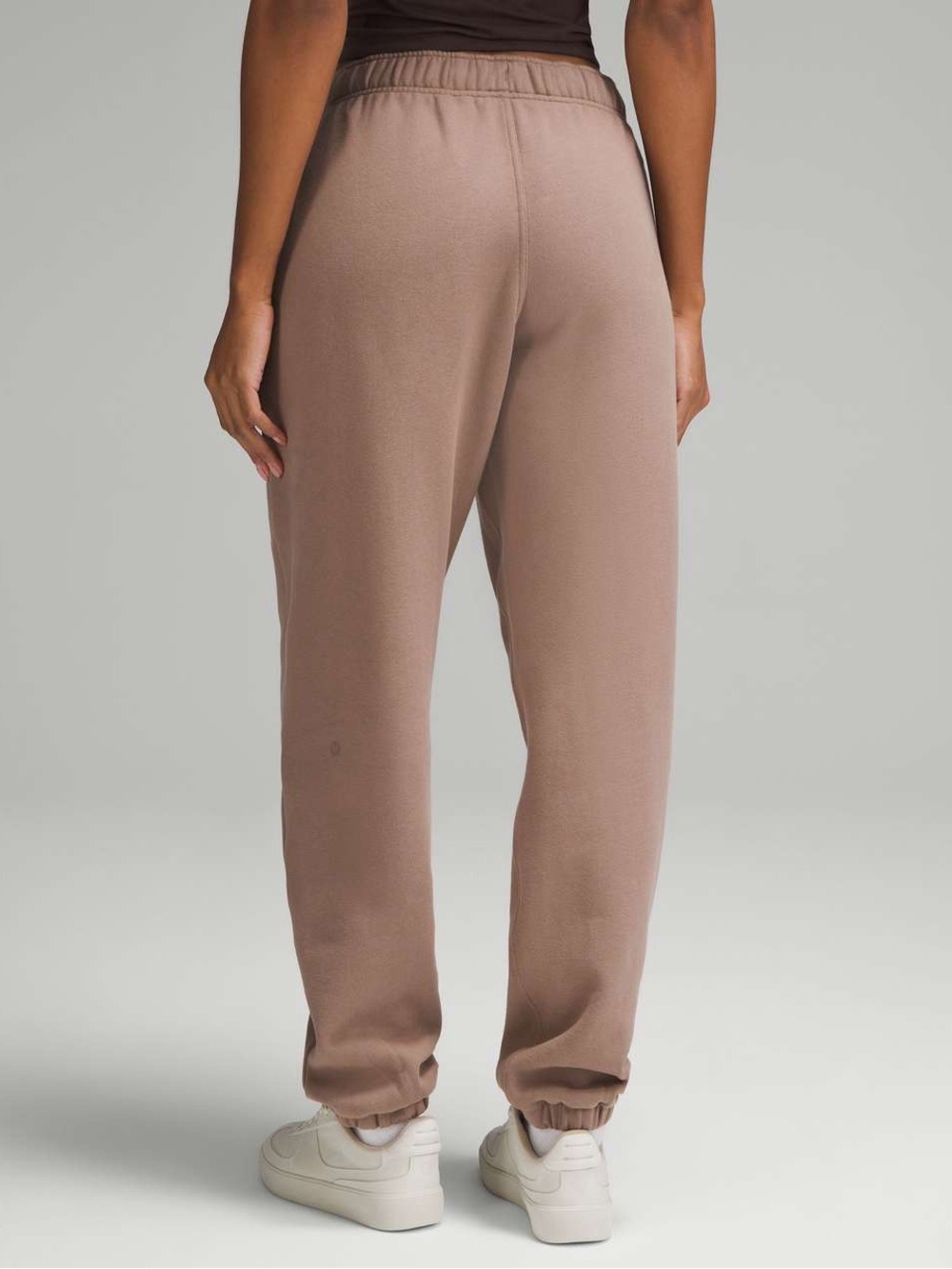Lululemon Scuba Oversized Mid Rise Jogger - Picture 2 of 6